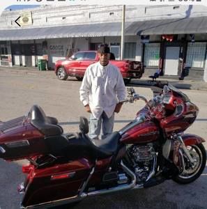 Meet your Posher, Clarence